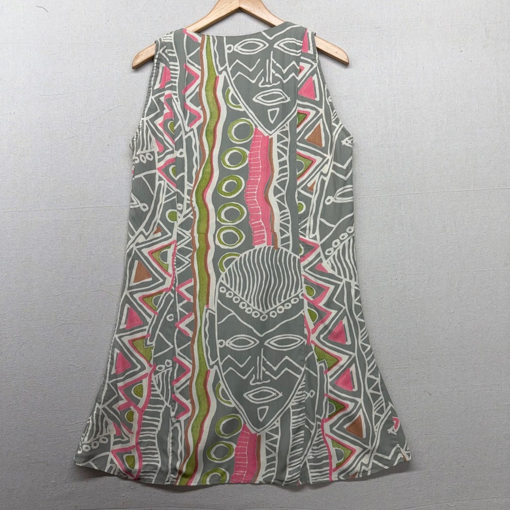 VTG Tribal Mask Print Rayon Shift Dress Grey Pink Sleeveless Button Down NWT M‎ - Picture 11 of 12